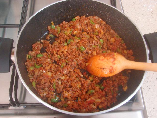 Kıymalı Nohut Yemeği - Yapılışı (5/12) 