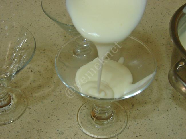 Klasik Muhallebi - Yapılışı (5/8) 