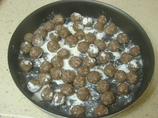 Ekşili Köfte - Yapılışı (4/16) 