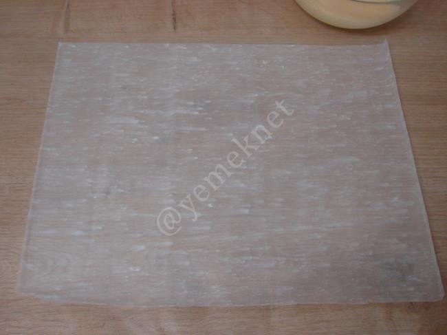 Sarıyer Böreği - Yapılışı (9/20) 