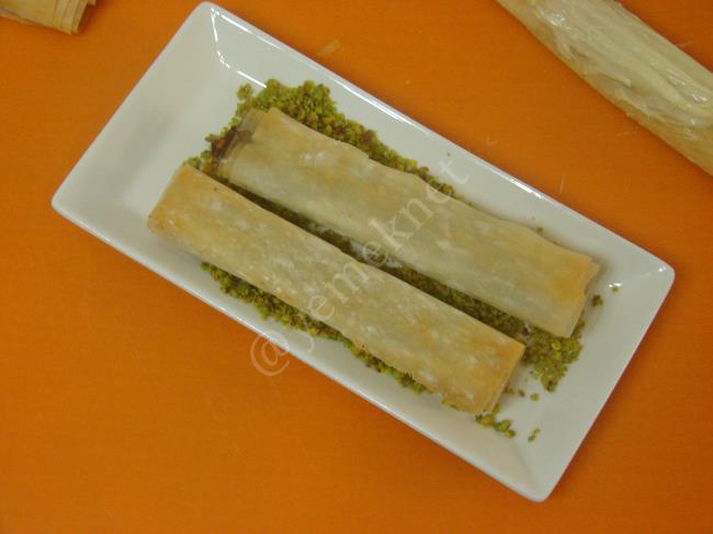 Çikolatalı Pratik Tatlı - Yapılışı (12/16) 