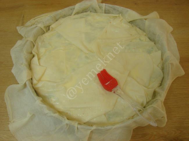 Kolay Su Böreği - Yapılışı (10/20) 