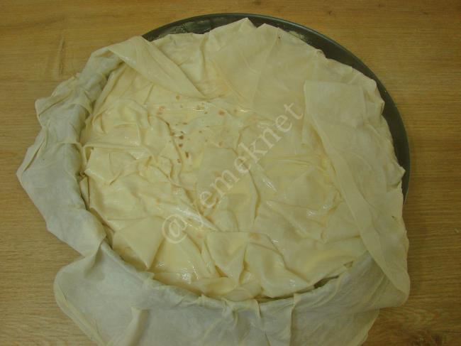 Kolay Su Böreği - Yapılışı (12/20) 