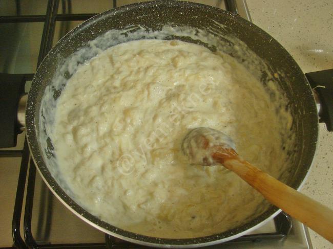 Köz Patlıcanlı Kiş - Yapılışı (9/16) 