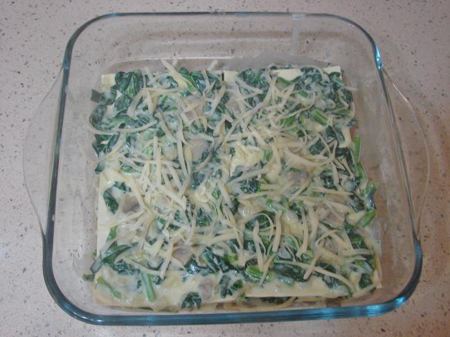 Ispanaklı Lazanya - Yapılışı (9/16) 