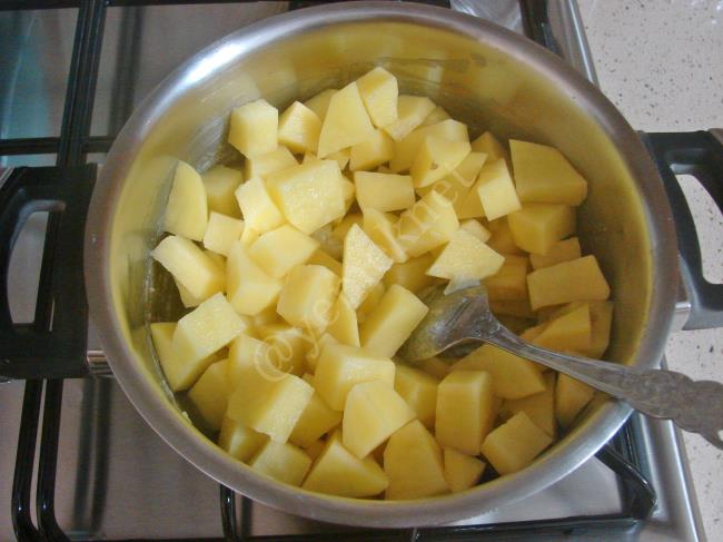Patates Çorbası - Yapılışı (5/12) 