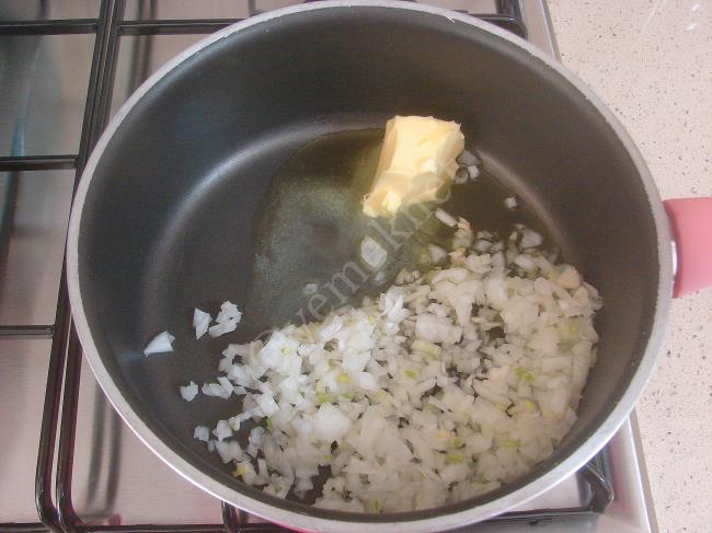 Çeşmi Nigar Çorbası - Yapılışı (4/16) 