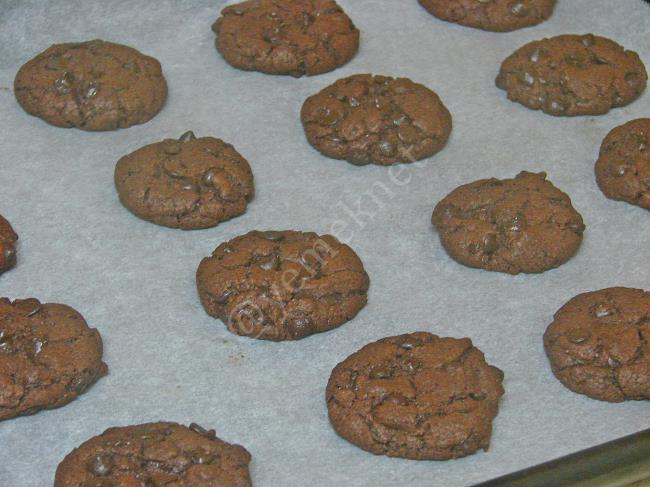 Çikolatalı Kurabiye - Yapılışı (13/16) 