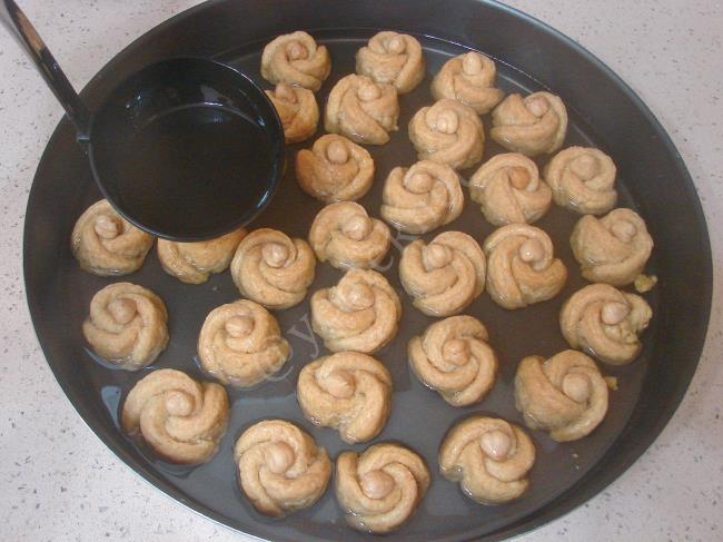 Gül Tatlısı - Yapılışı (16/20) 