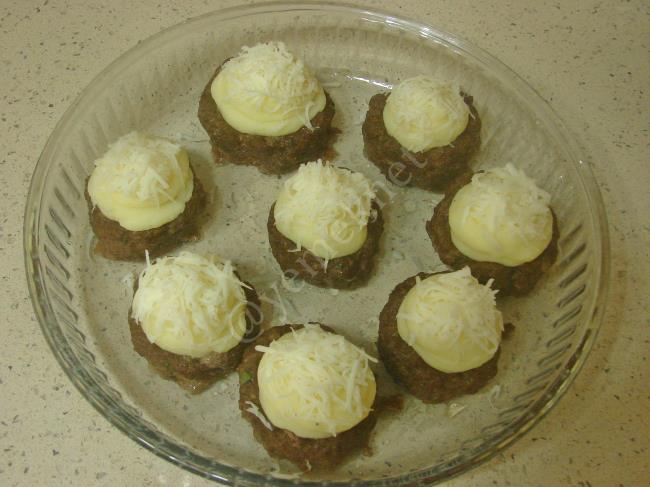 Hasanpaşa Köftesi - Yapılışı (10/16) 