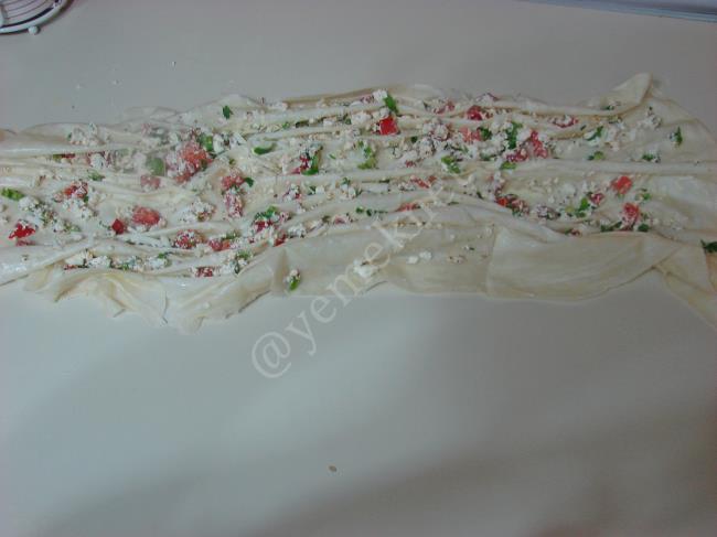 Kırma Börek - Yapılışı (8/16) 