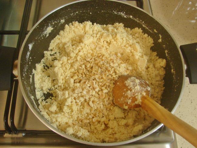 Kıtır Un Helvası - Yapılışı (8/12) 