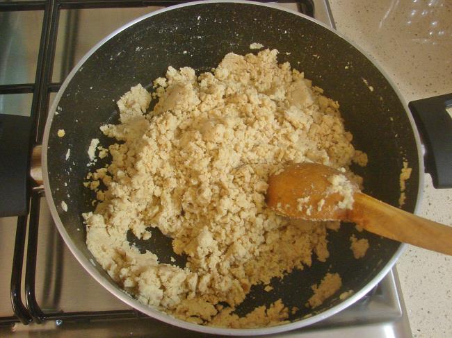 Kıtır Un Helvası - Yapılışı (9/12) 