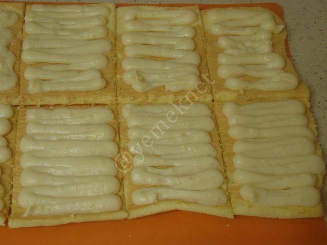 Porsiyonluk Rulo Pasta - Yapılışı (23/28) 