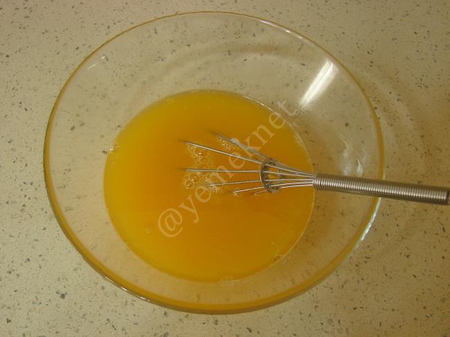 Portakallı Islak Kek - Yapılışı (11/16) 