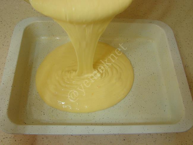 Portakallı Islak Kek - Yapılışı (8/16) 