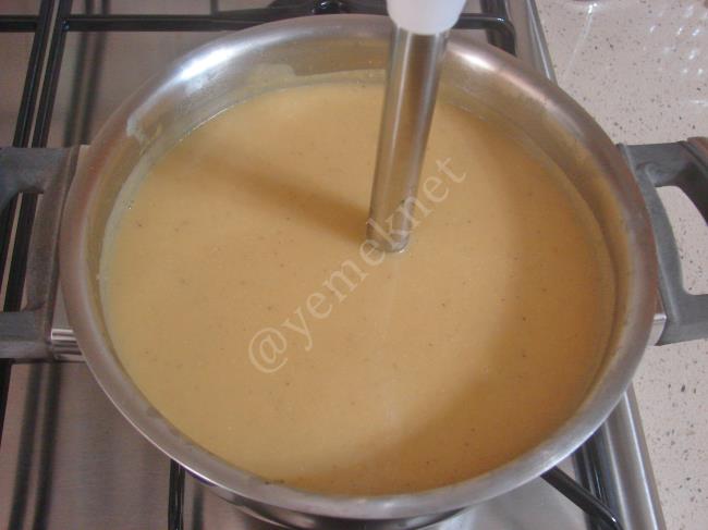 Sebzeli Kırmızı Mercimek Çorbası - Yapılışı (7/12) 