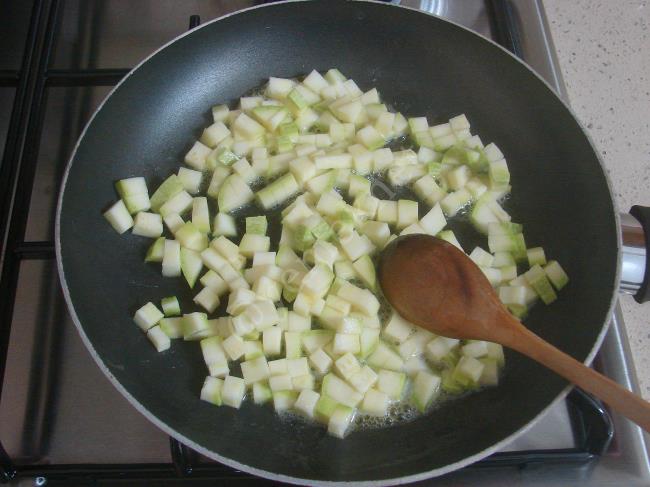 Sebzeli Omlet - Yapılışı (2/12) 