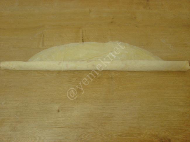 Yufkadan Patatesli Börek - Yapılışı (10/16) 