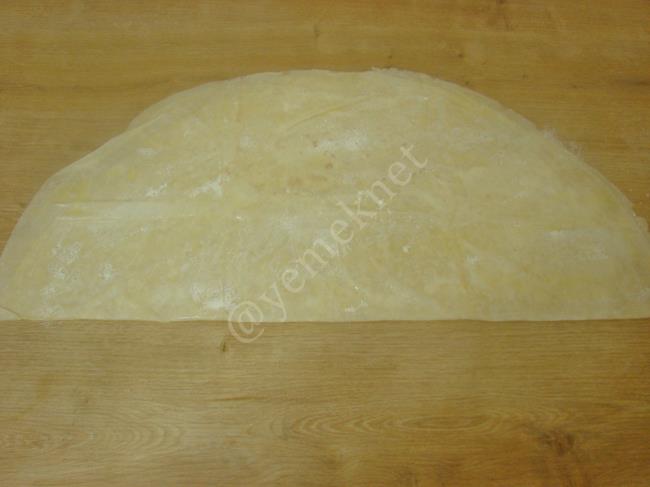 Yufkadan Patatesli Börek - Yapılışı (8/16) 