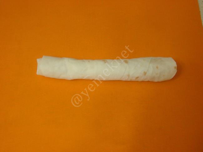 Yufkadan Tavuklu Mantı - Yapılışı (8/16) 