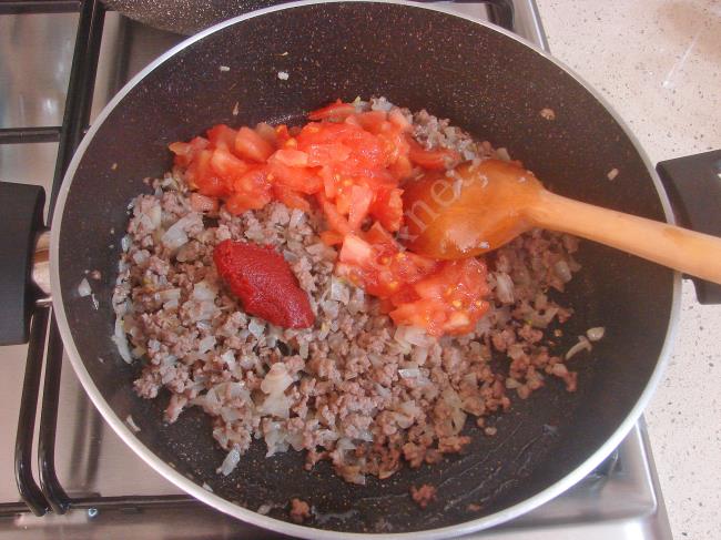 Kıymalı Mantar Sote - Yapılışı (3/12) 