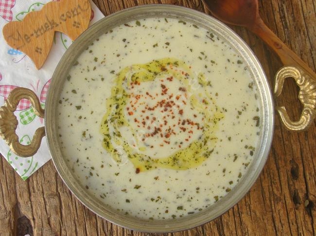 Kıymalı Yoğurt Çorbası - Yapılışı (14/16) 
