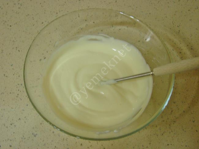Kıymalı Yoğurt Çorbası - Yapılışı (7/16) 