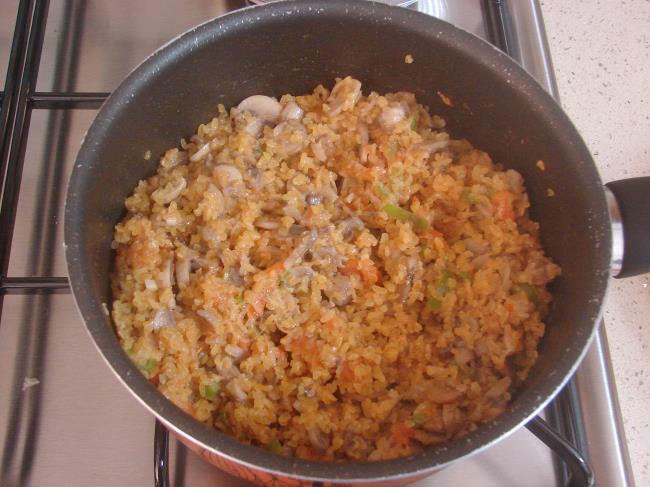 Mantarlı Bulgur Pilavı - Yapılışı (6/12) 