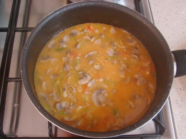 Mantarlı Bulgur Pilavı - Yapılışı (7/12) 