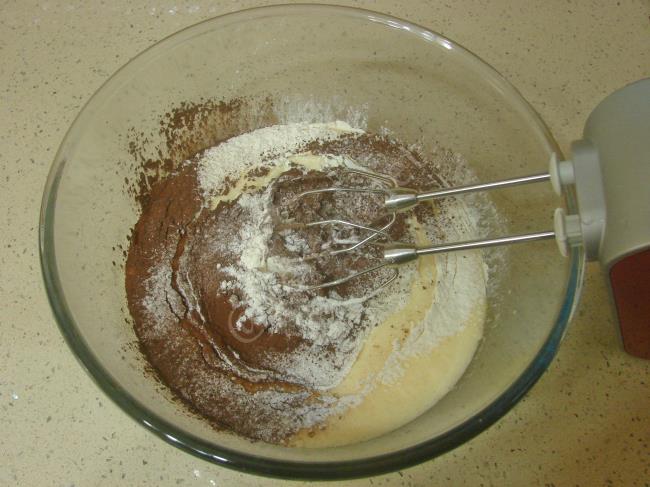 Tart Kalıbında Islak Kek - Yapılışı (4/20) 