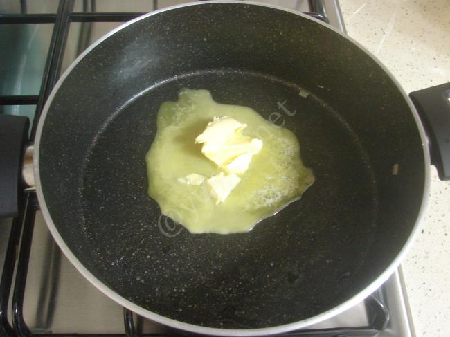 Yoğurtlu Erişte - Yapılışı (4/12) 