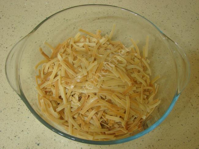 Yoğurtlu Mercimekli Erişte Salatası - Yapılışı (5/16) 