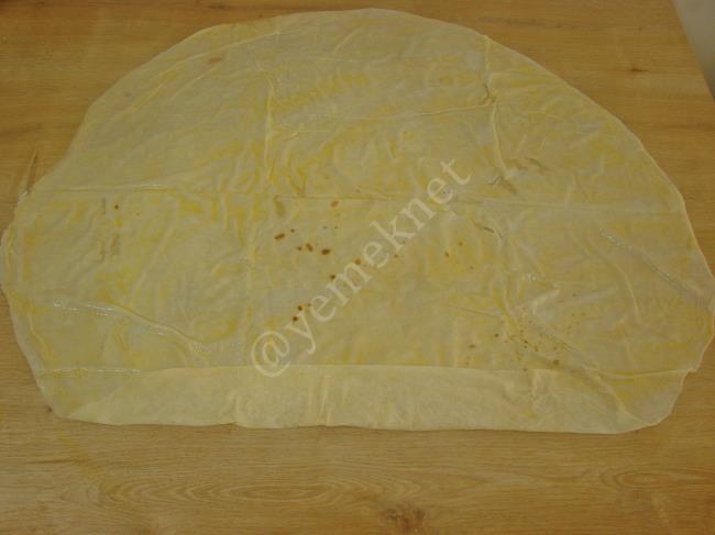 Yufkadan Pişi - Yapılışı (4/12) 