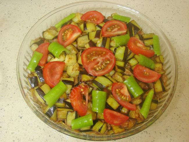 Etli Patlıcan Kebabı - Yapılışı (13/20) 