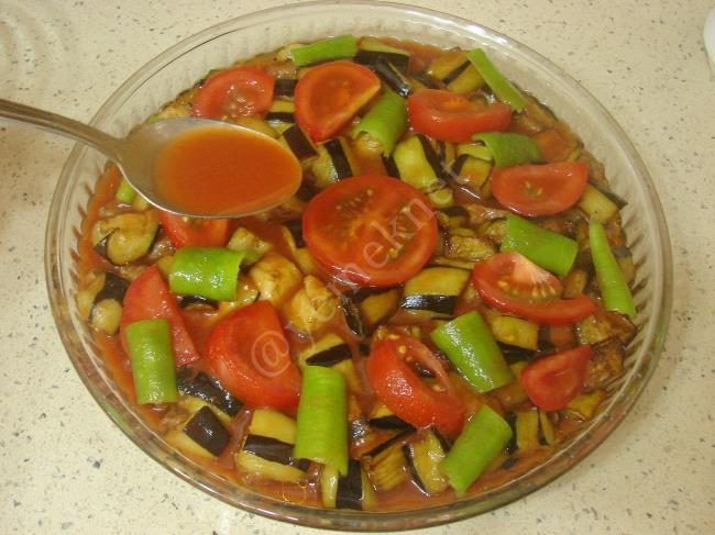 Etli Patlıcan Kebabı - Yapılışı (14/20) 