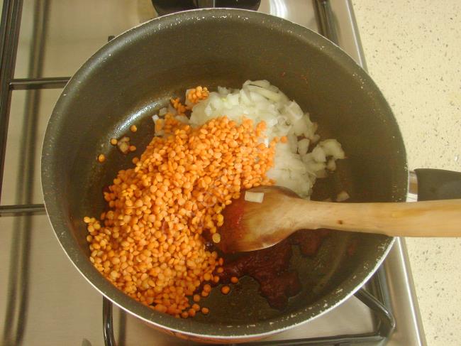 Ezogelin Çorbası - Yapılışı (3/12) 