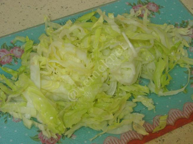 Mevsim Salatası - Yapılışı (4/8) 