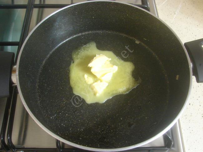 Tereyağlı Erişte - Yapılışı (4/8) 