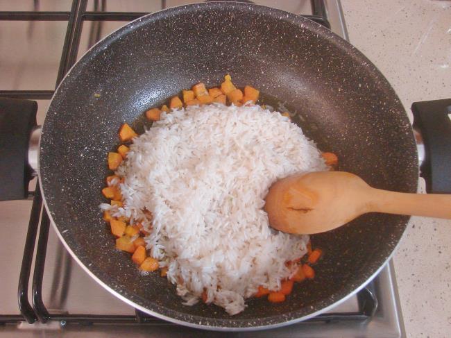 Köfteli Ali Paşa Pilavı - Yapılışı (3/16) 