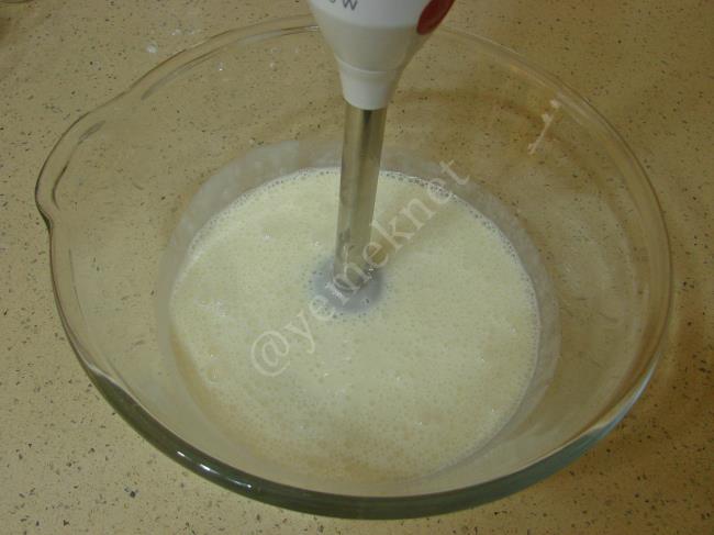 Meyveli Lassi - Yapılışı (5/8) 