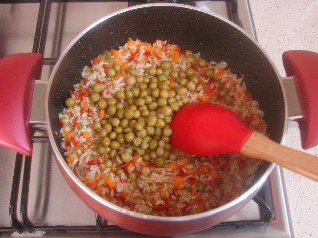 Sebzeli Pilav - Yapılışı (6/12) 