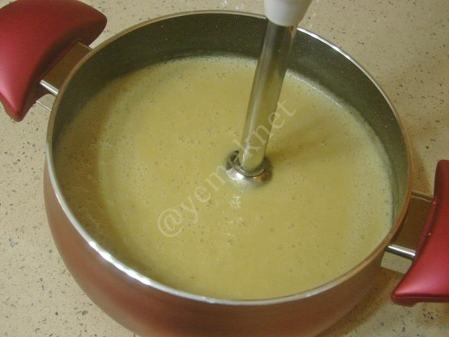 Tavuklu Mercimek Çorbası - Yapılışı (7/12) 