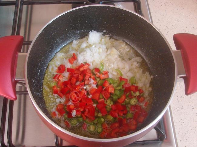 Taze Fasulyeli Bulgur Pilavı - Yapılışı (3/16) 