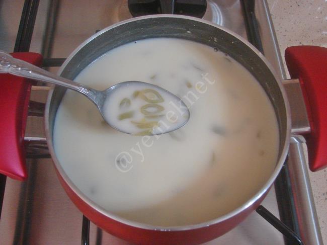 Yoğurtlu Taze Fasulye Çorbası - Yapılışı (7/12) 