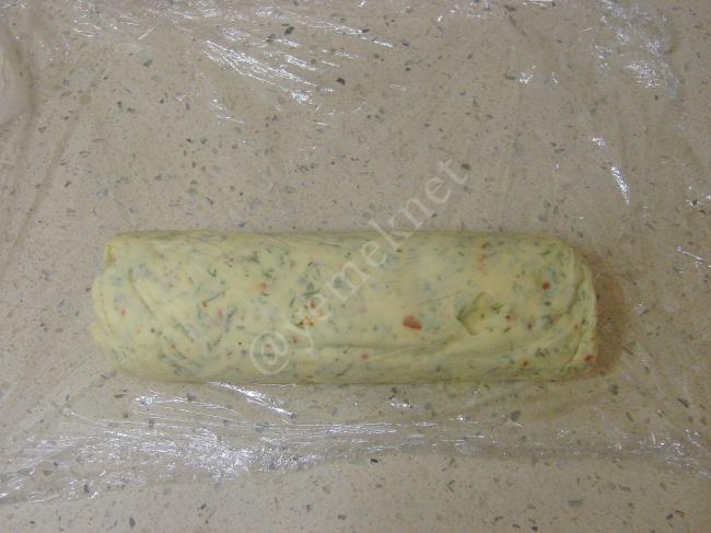 Çeşnili Tereyağı - Yapılışı (8/12) 