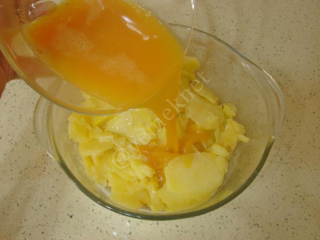 İspanyol Omleti - Yapılışı (9/16) 