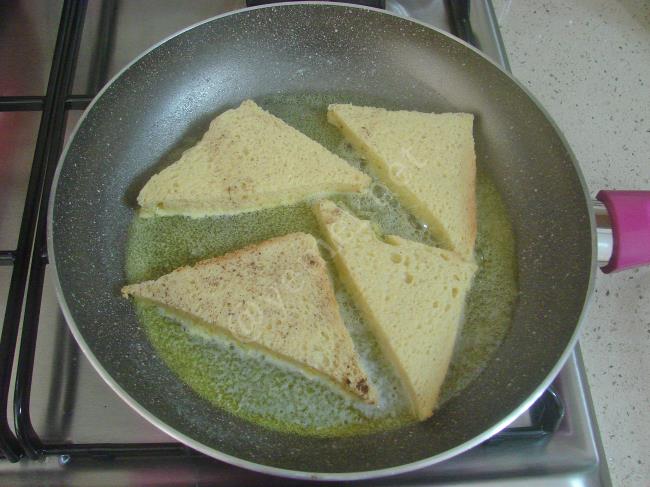 Klasik Fransız Tostu - Yapılışı (8/12) 