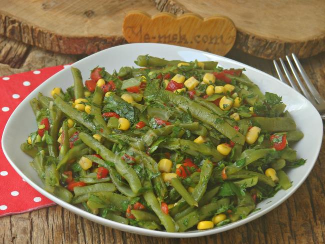 Pratik Ve Lezzetli Bir Salata : Taze Fasulye Salatası