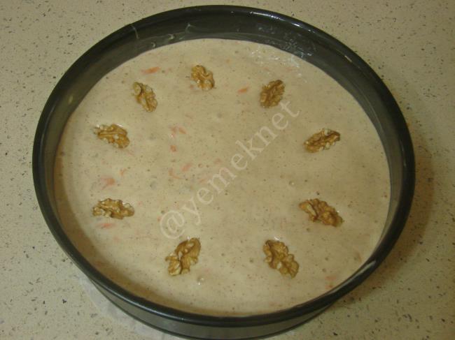 Havuçlu Yağsız Kek - Yapılışı (8/12) 